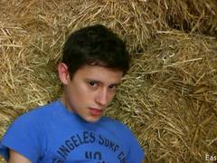 18 Cute Boy whit Big Dick